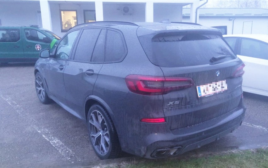 BMW X5 угнали в Австрии неделю назад и сразу попытались ввезти в Беларусь