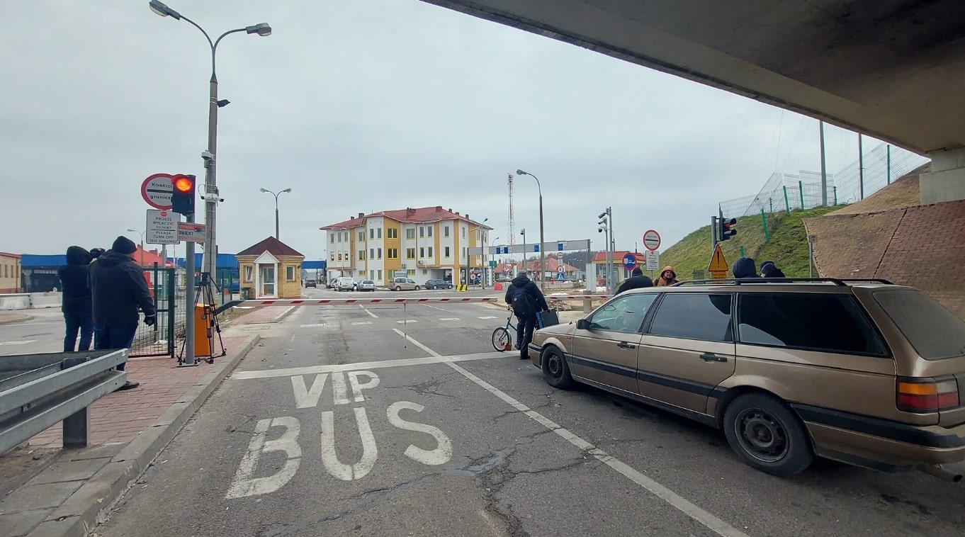 Бобровники закрыты фото граница Польша Беларусь