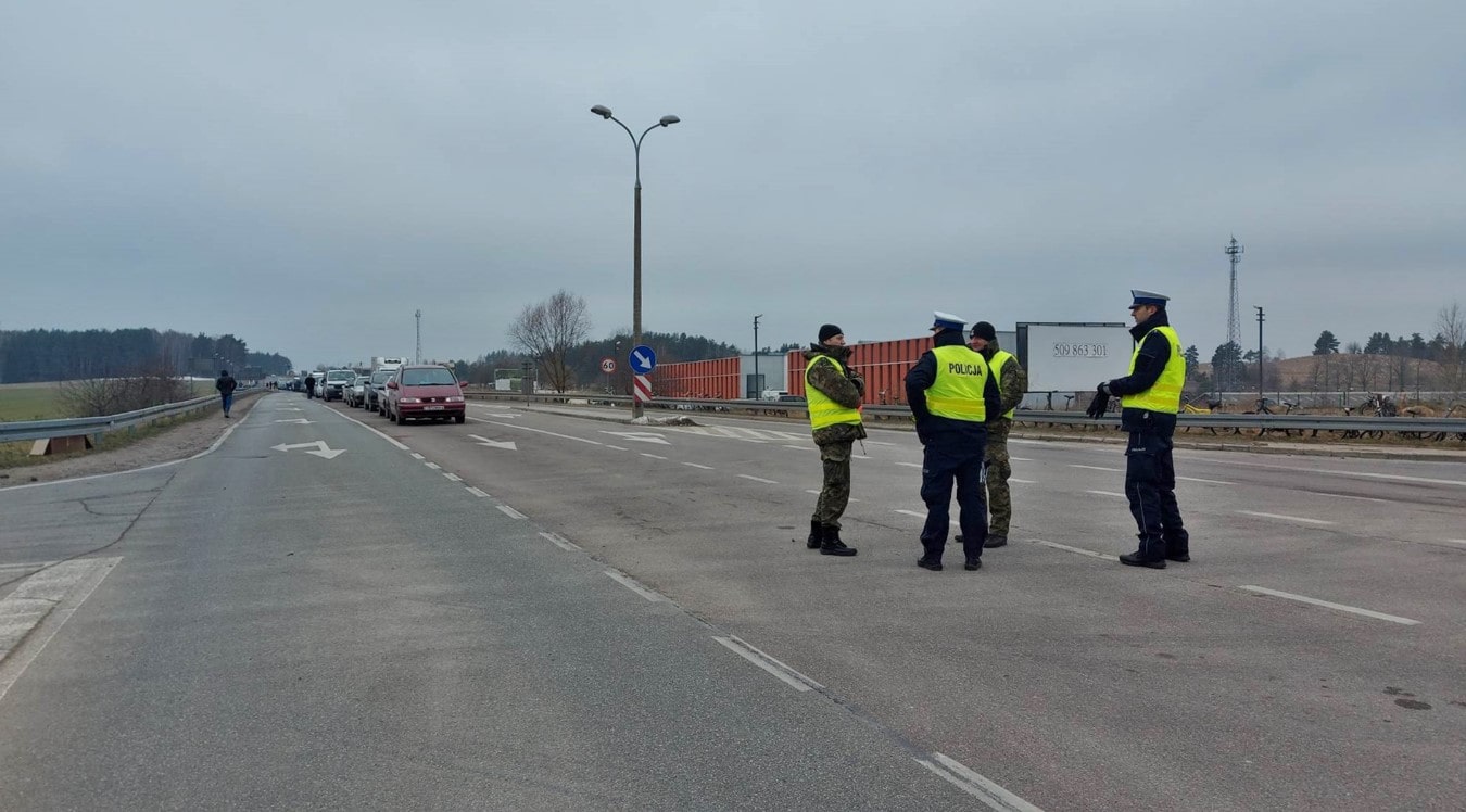 Бобровники закрыты фото граница Польша Беларусь