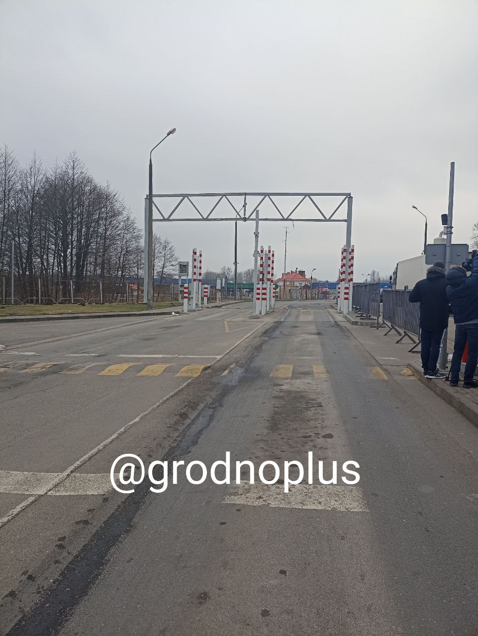 Бобровники закрыты фото граница Польша Беларусь