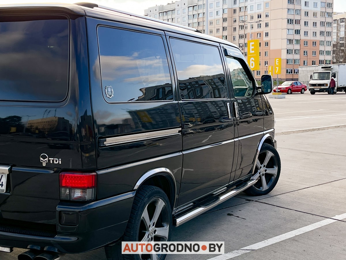 Павел и его VW Multivan