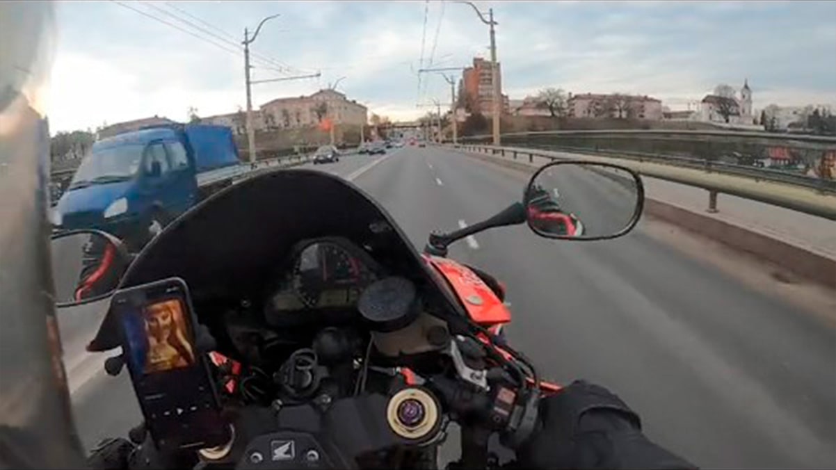 Мотоциклист разогнался 179 км/ч по Гродно и пожаловался, что его не видят автомобилисты