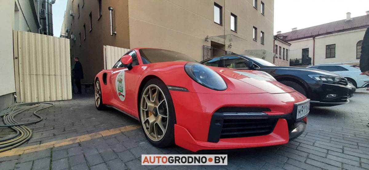 porsche club moscow 01 min