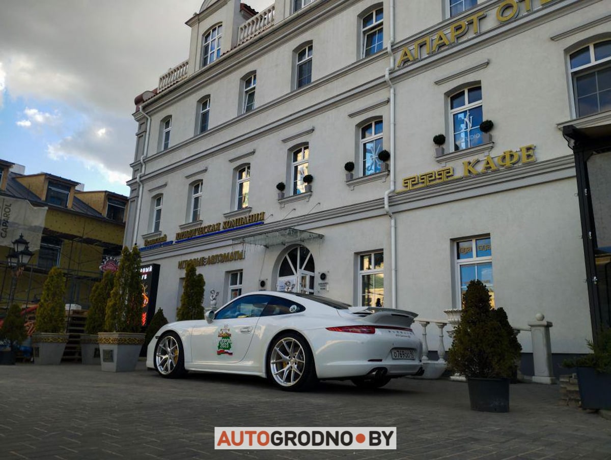 porsche club moscow 01 min