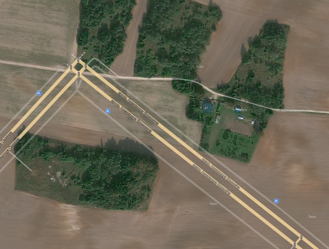 Посреди велодорожки стоит колодец! Видели такое чудо в Гродно?