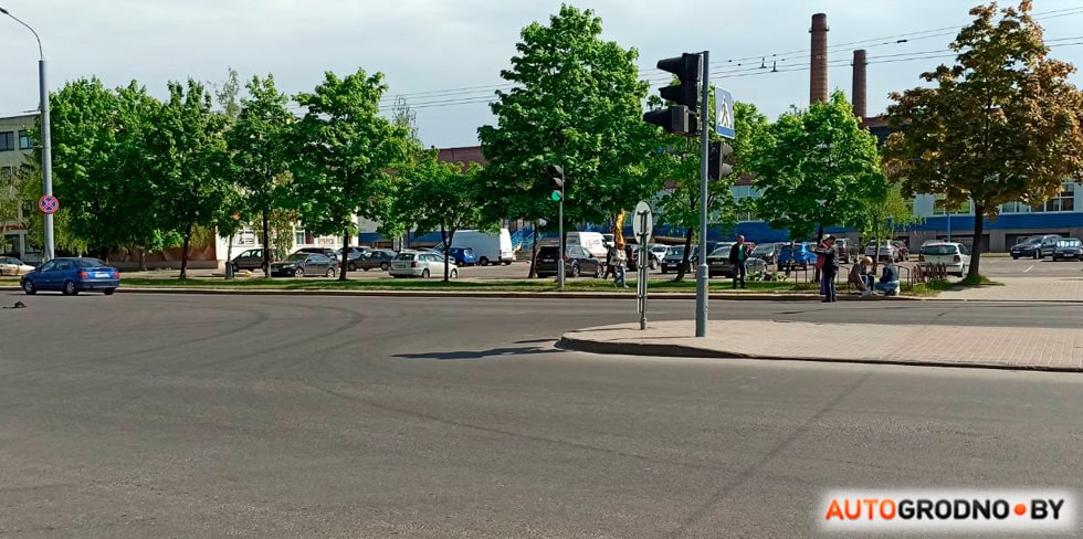 Возле Короны на Горького сбили женщину. Очевидец рассказала, как