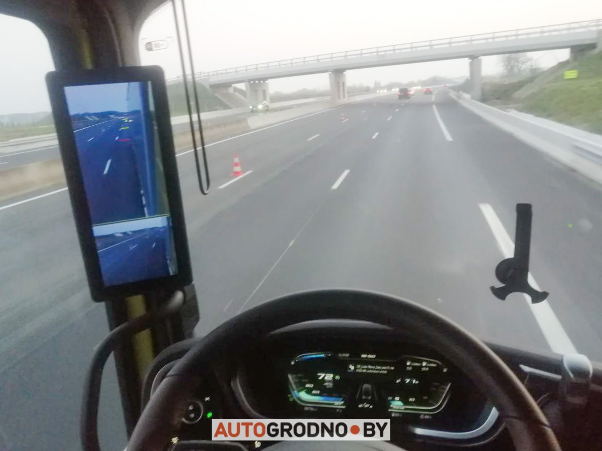 Ерунда эти ваши камеры вместо зеркал заднего вида белорус съездил в рейс на современном DAF XG и делится отзывом