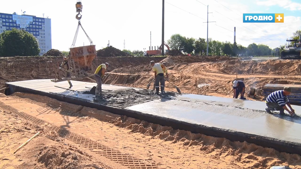 Строители готовятся к засыпке тоннеля над Озерским шоссе: как строят объездную дорогу Гродно