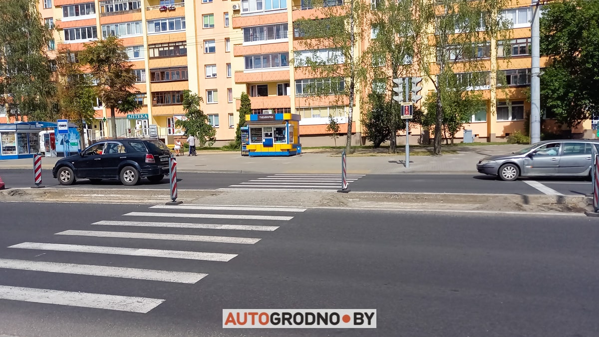 Посреди проспектов Гродно сняли асфальт: строят островки безопасности