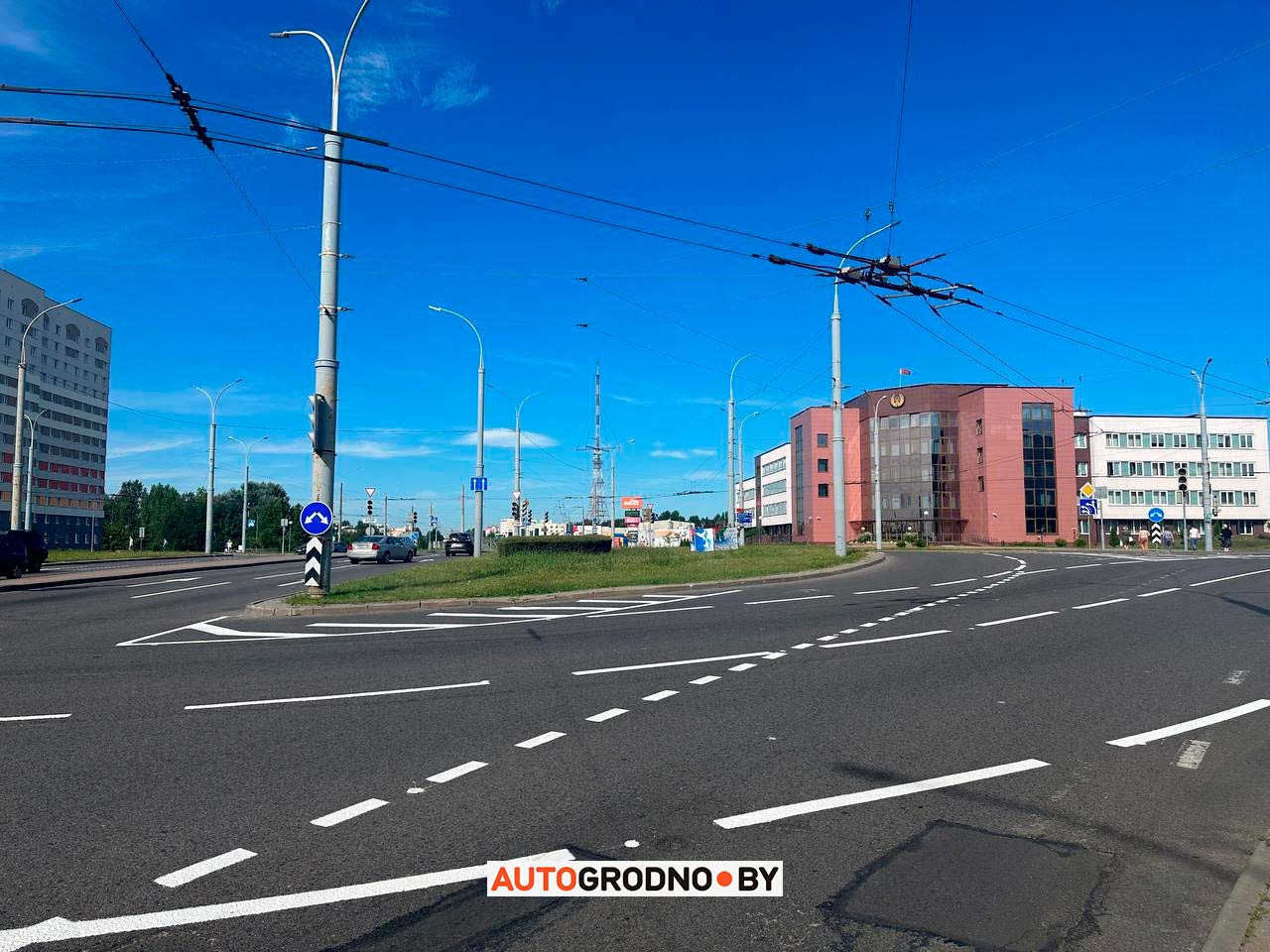 Пока вы спали: за ночь на кольце Дзержинского в Гродно изменили разметку. Как теперь ехать?