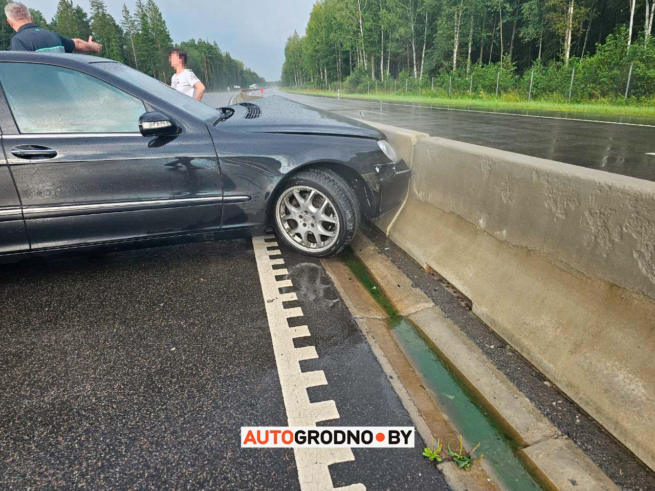 Авария ДТП трасса М6 Минск Гродно Мерседес