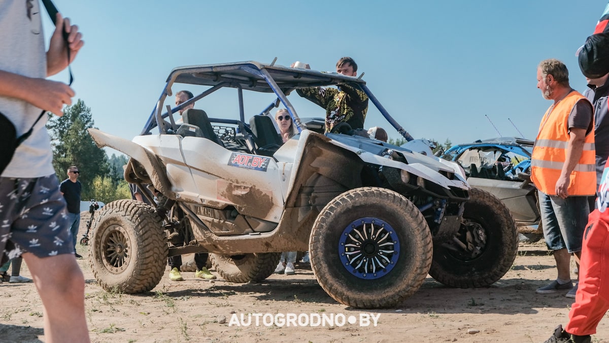 Гродненский гонщик произвел фурор на автокроссе 2023 под Гродно. Чемпионат Беларуси