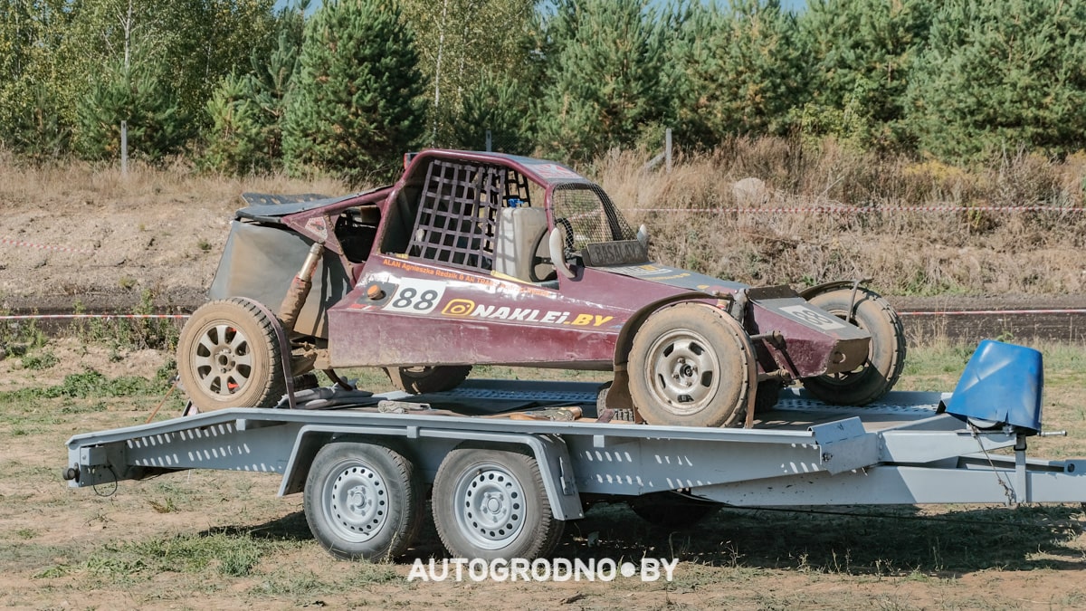 Гродненский гонщик произвел фурор на автокроссе 2023 под Гродно. Чемпионат Беларуси
