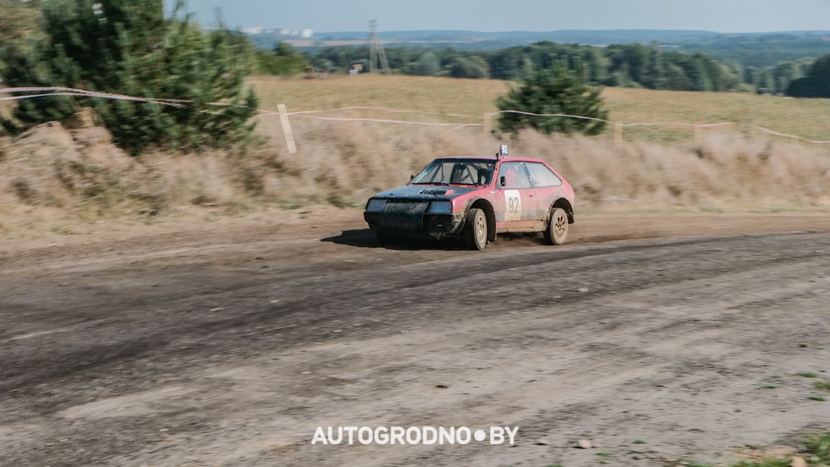Гродненский гонщик произвел фурор на автокроссе 2023 под Гродно. Чемпионат Беларуси