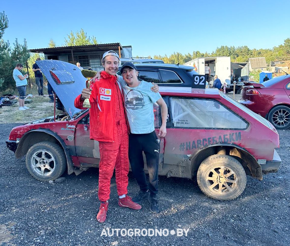 Гродненский гонщик произвел фурор на автокроссе 2023 под Гродно. Чемпионат Беларуси