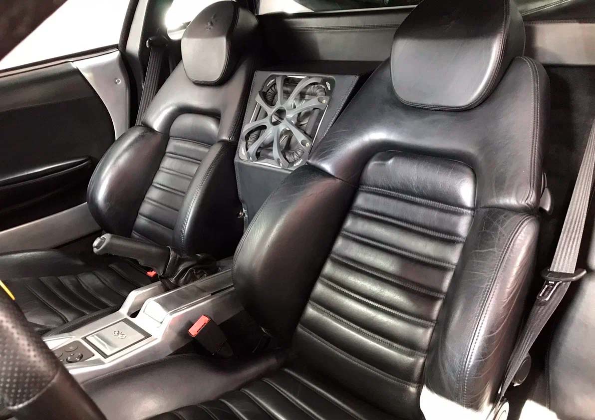 Белорус продает свою любимую Ferrari