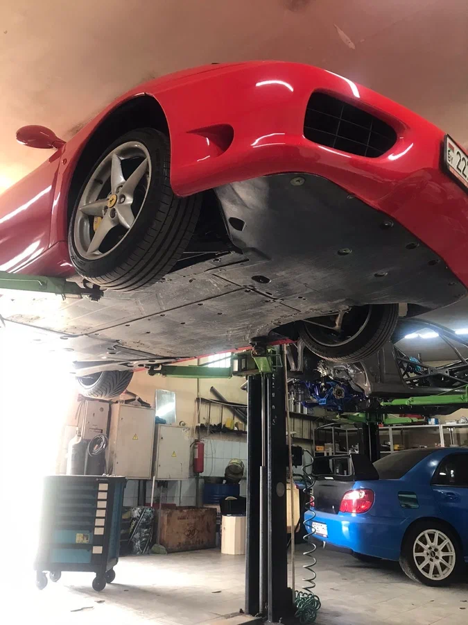 Белорус продает свою любимую Ferrari