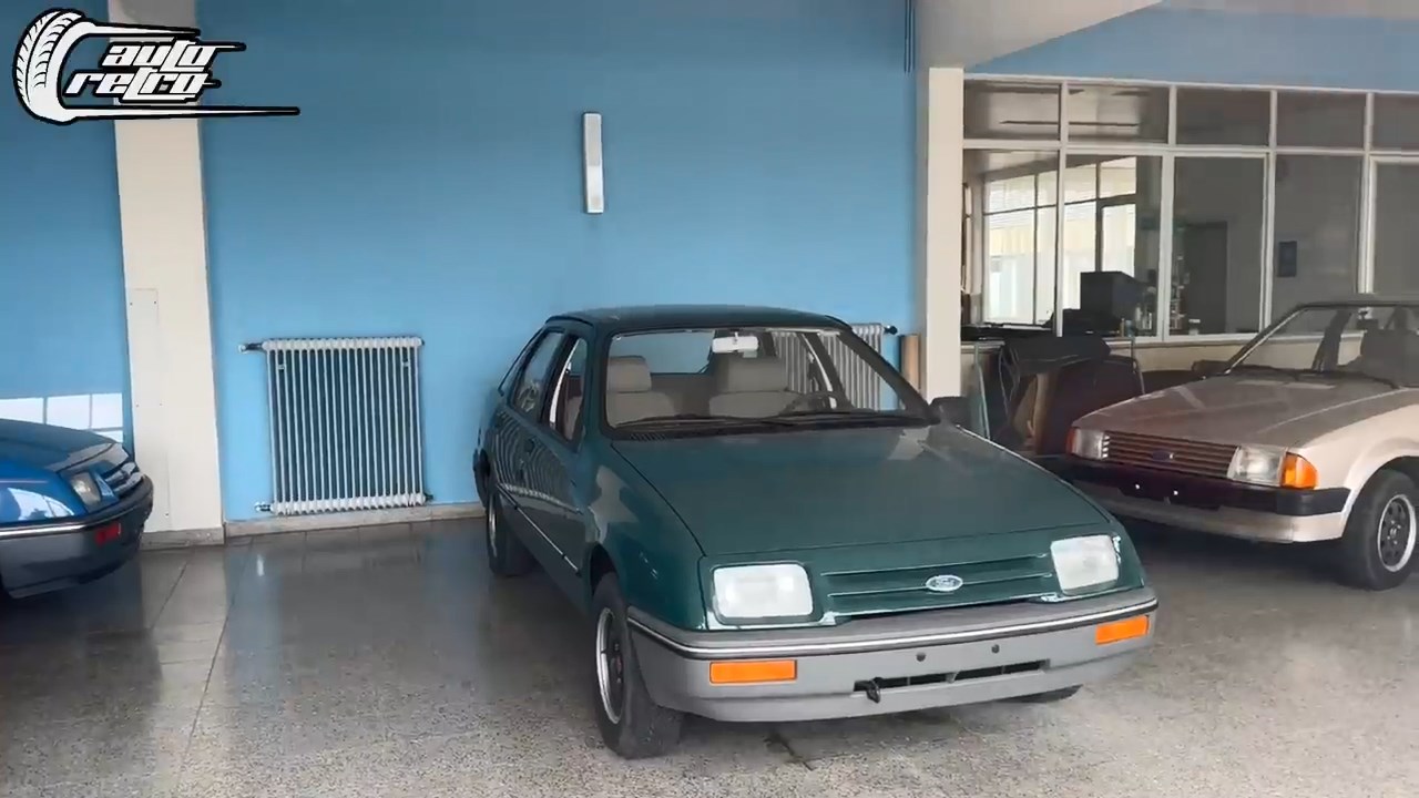 В Германии нашли автосалон, для которого время остановилось: в нем полно новеньких автомобилей 80-х годов