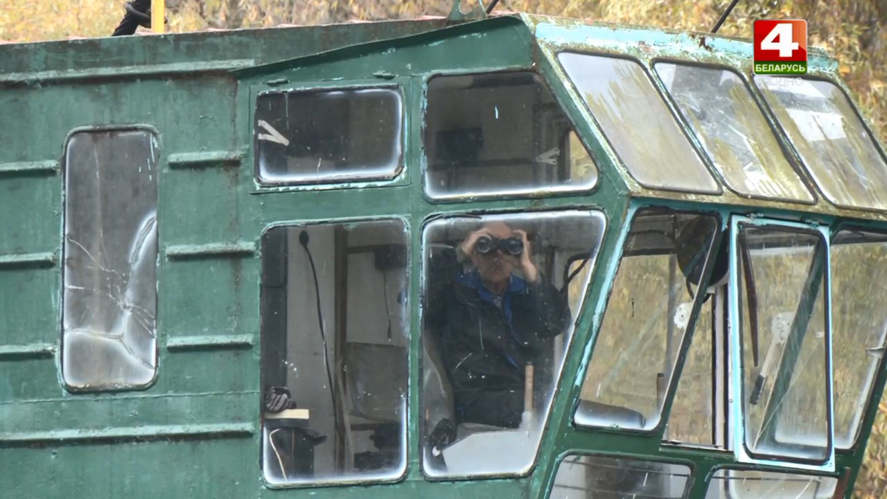 На Немане работает речной экскаватор Неманский 6 углубляет русло