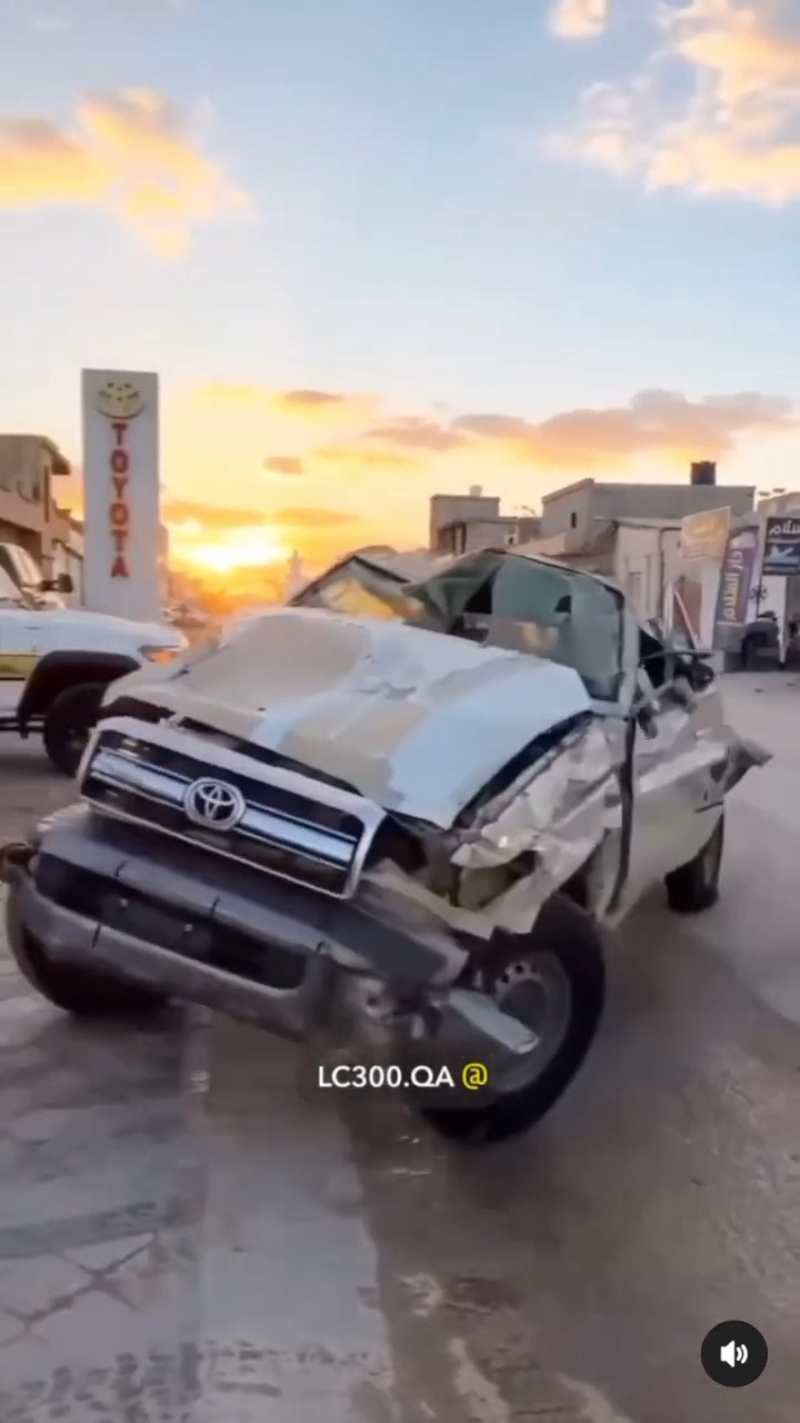 Toyota Land Cruiser упала с горы, но уберегла водителя и сама доехала до сервиса