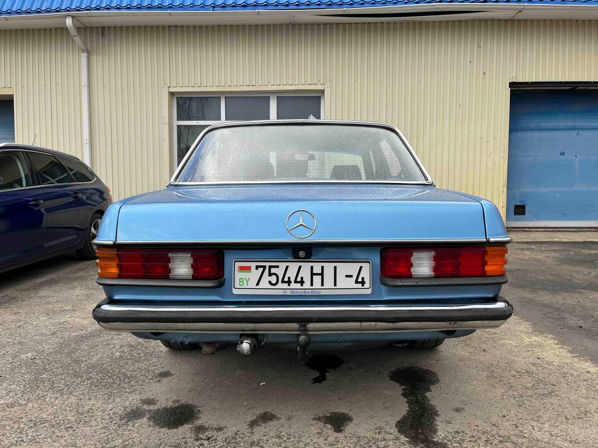 В Лиде восстановили Mercedes w123, а теперь продают. Вот во сколько мастер оценивает свой труд