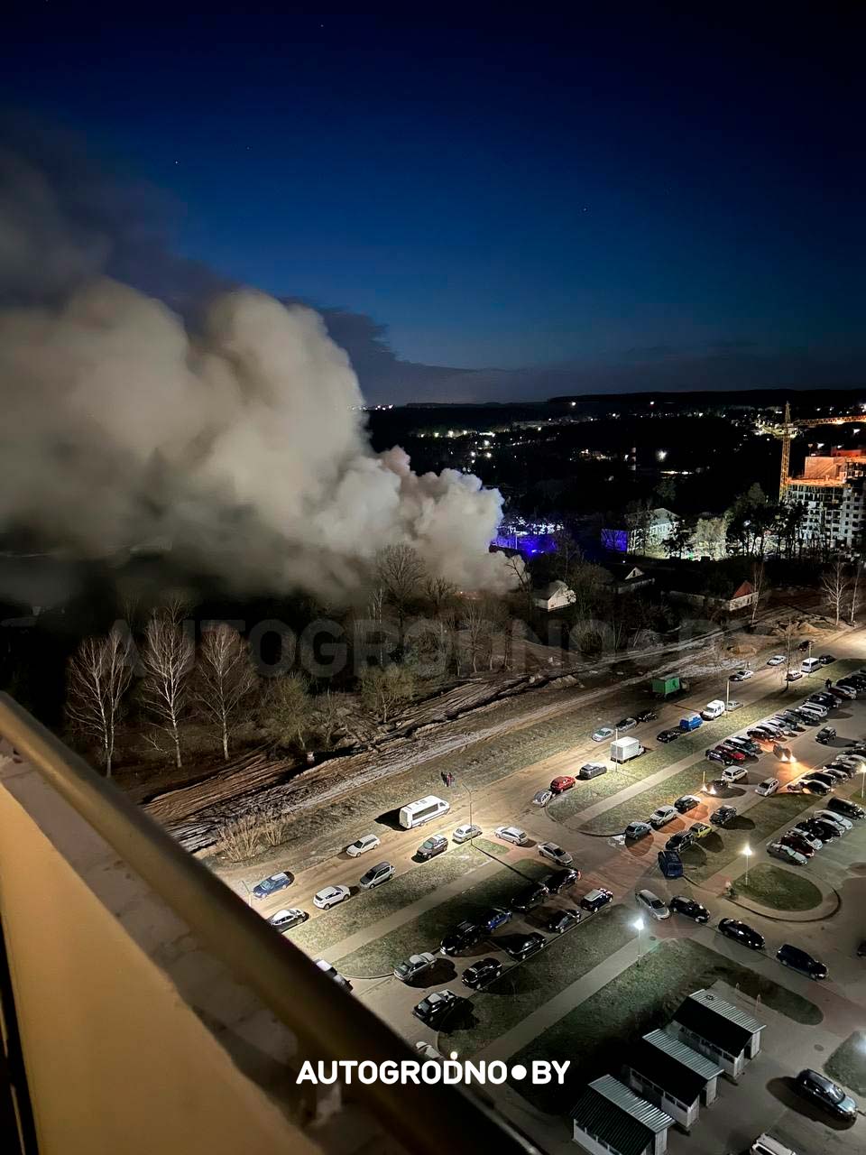 Сильный пожар на Фолюше: в зданиях бывшей военной части