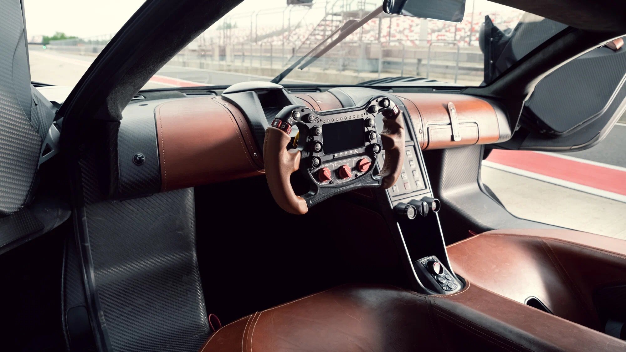 В России создали новый суперкар Rossa – он на основе Маруси. Первые подробности