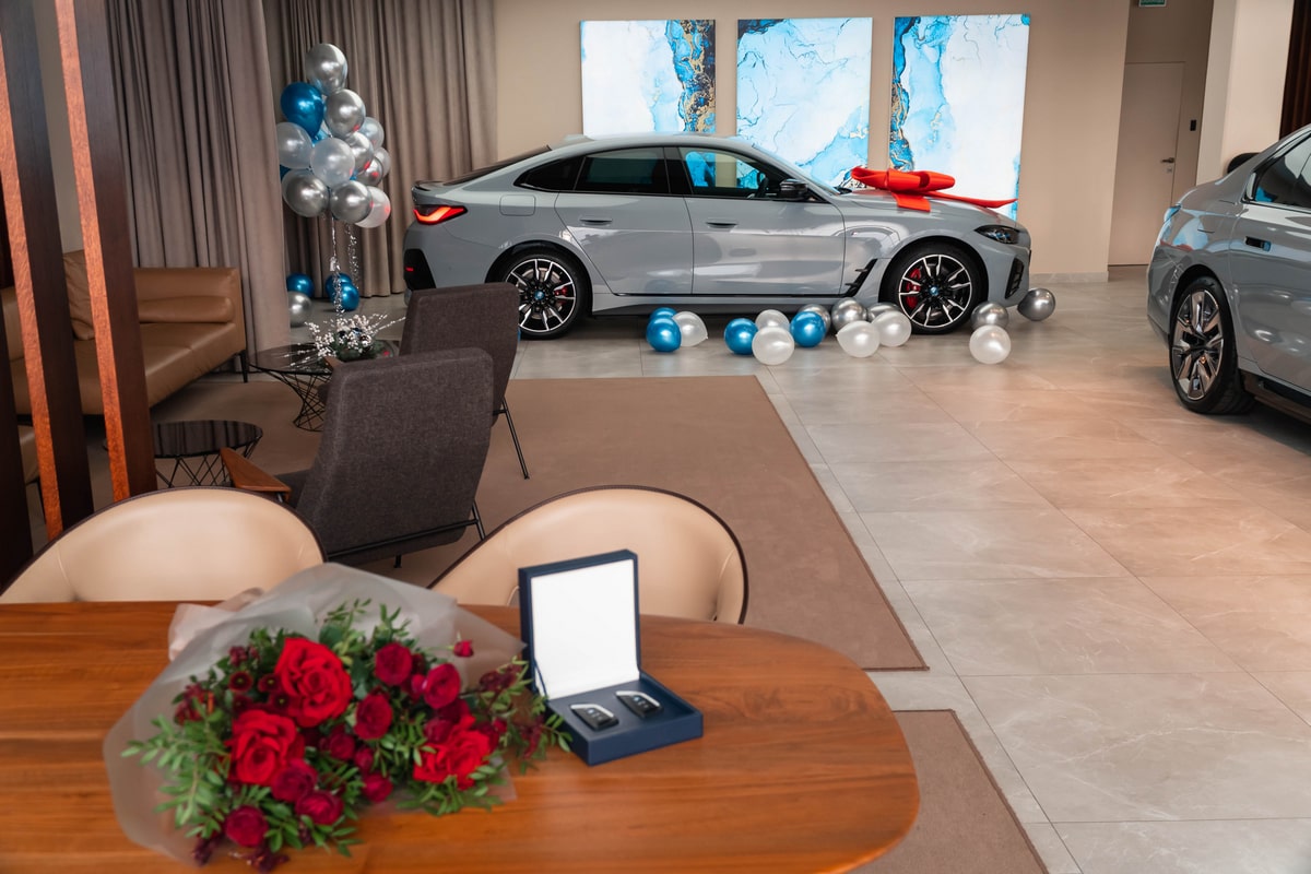 pokupka BMW i4 M50 Belarus