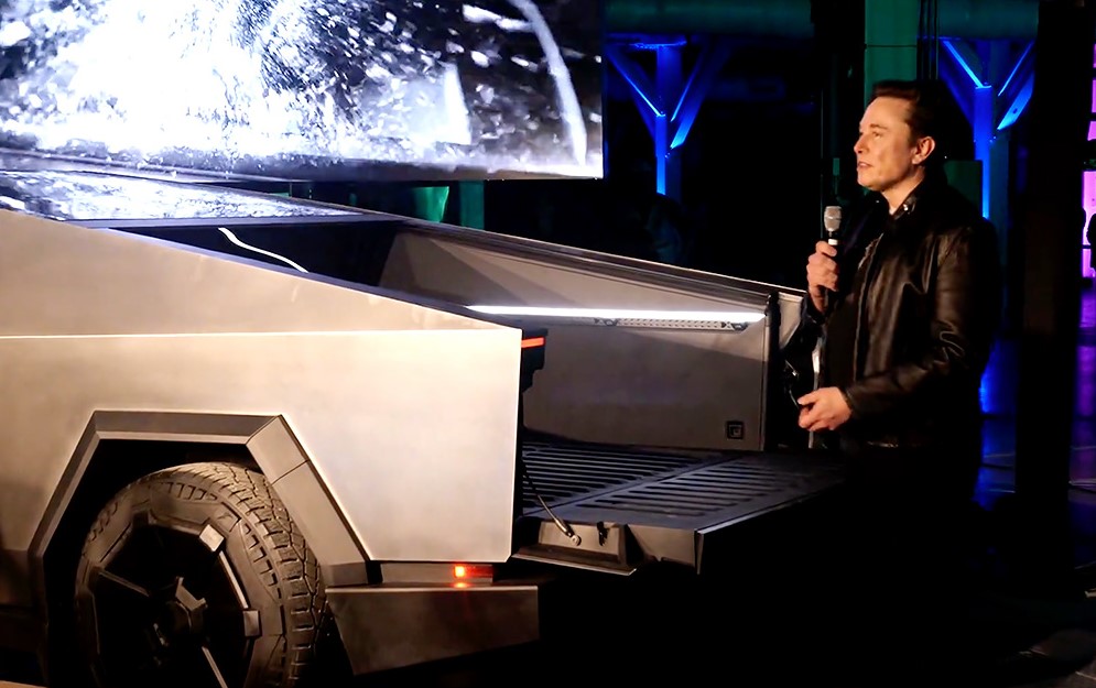 Событие недели: Tesla Cybertruck уже в продаже и прошел первые независимые тесты критиков
