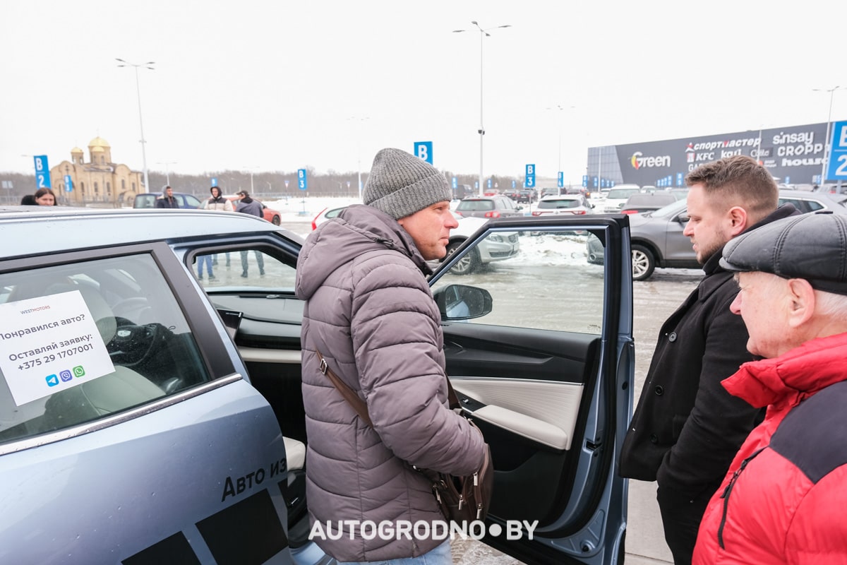 Обзор и тест драйв Geely Atlas Cool из Китая