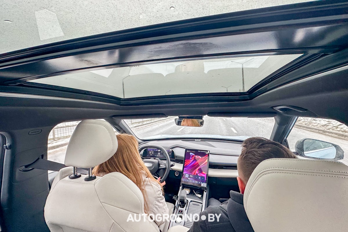 Обзор и тест драйв Geely Atlas Cool из Китая