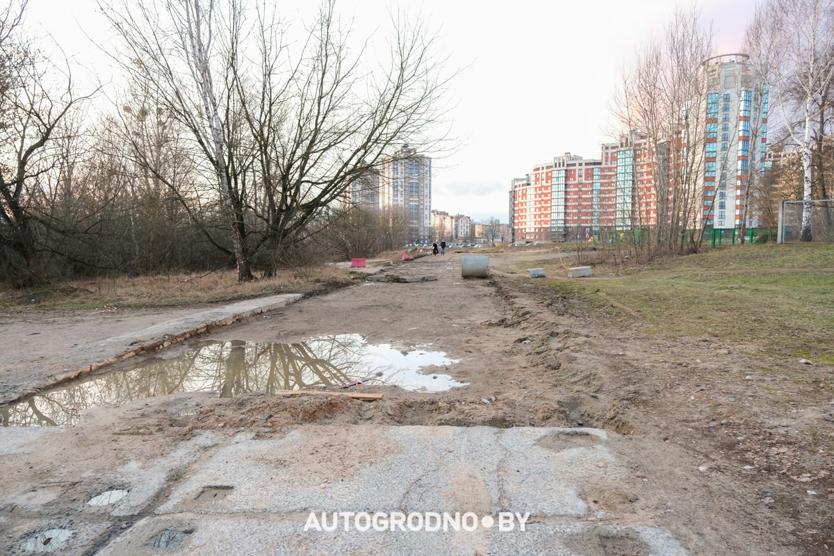 Как поехать на Лидскую, чтобы заплатить 150 рублей эвакуаторщику. Или почему нельзя верить навигатору