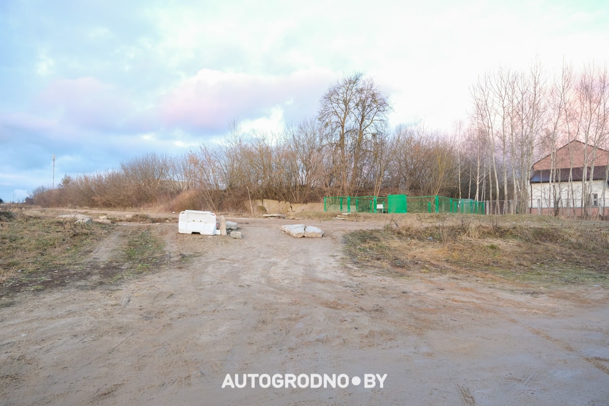 Как поехать на Лидскую, чтобы заплатить 150 рублей эвакуаторщику. Или почему нельзя верить навигатору