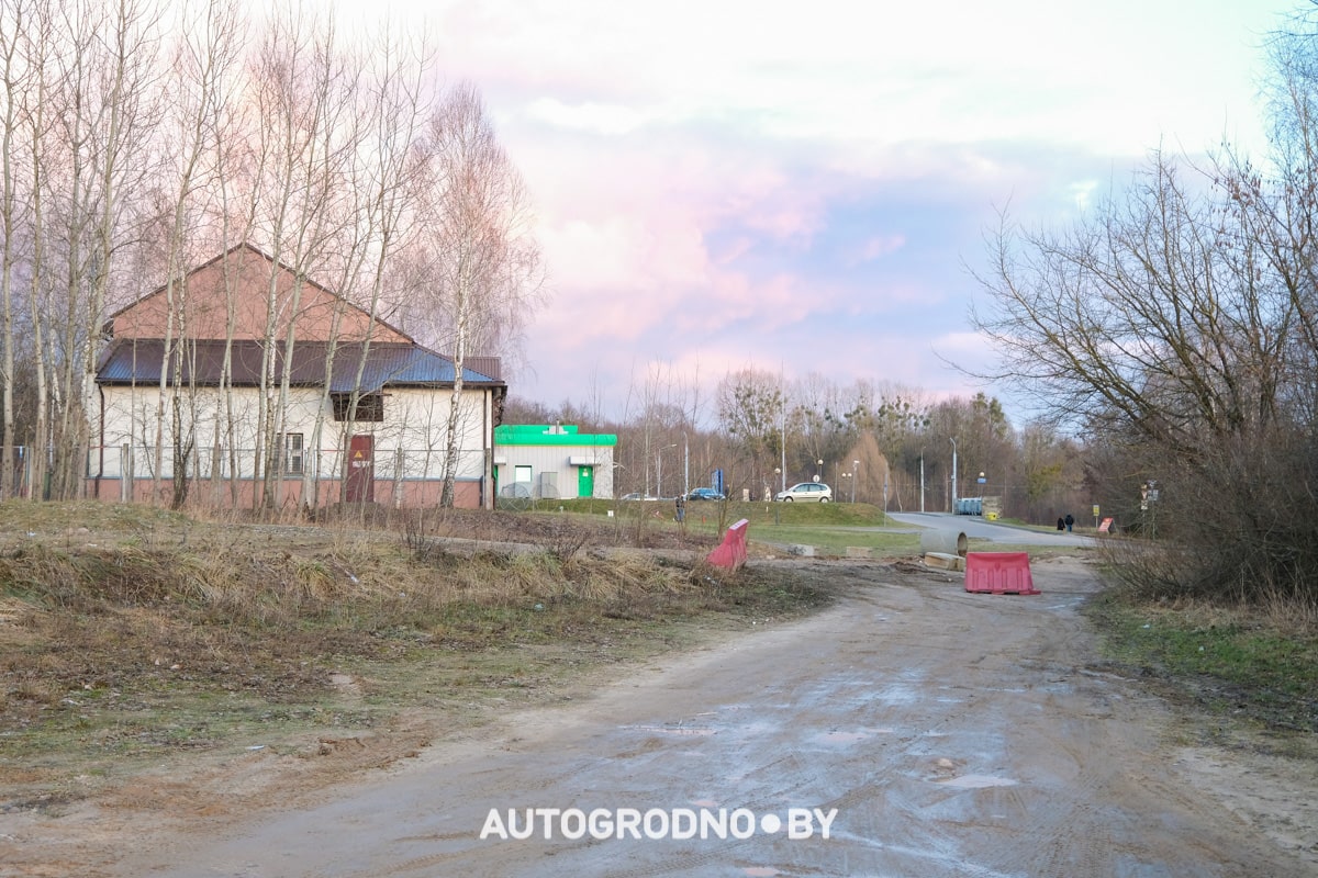 Как поехать на Лидскую, чтобы заплатить 150 рублей эвакуаторщику. Или почему нельзя верить навигатору