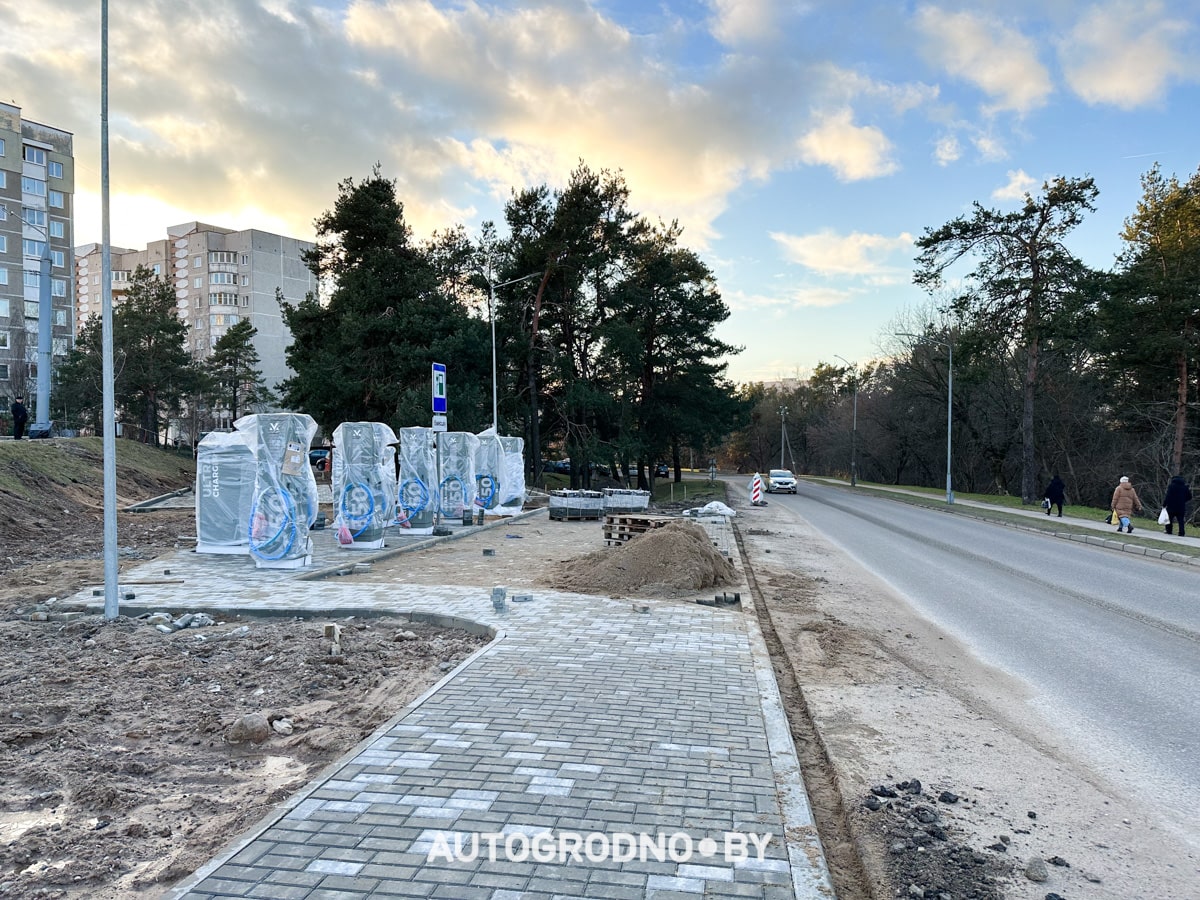 Невероятно, но факт: Маланка ставит в Гродно 12 мощнейших зарядных станций. Такая 1 есть только в Минске