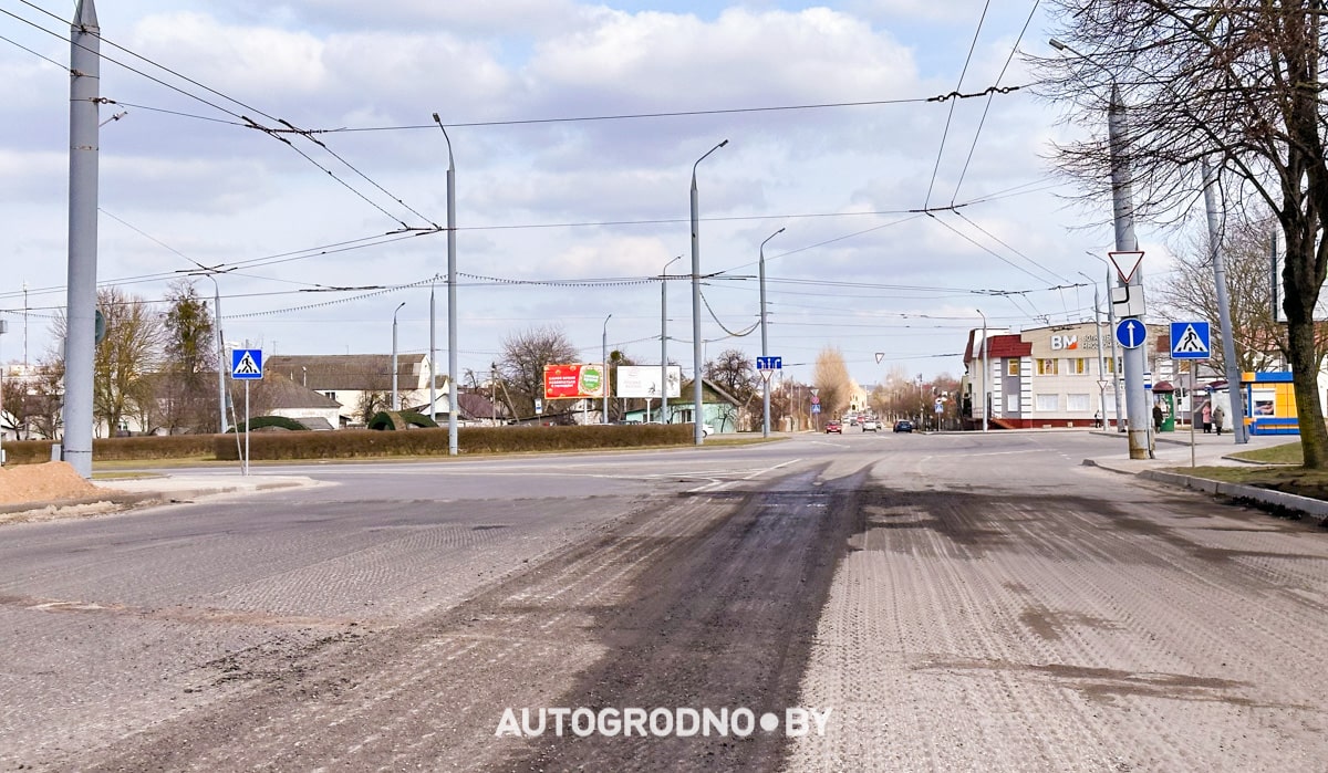 Фотофакт: на улице Лизы Чайкиной в Гродно начинается ремонт асфальта 