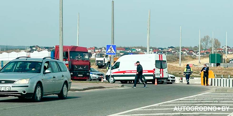 В Гродно в аварию попал мотоциклист