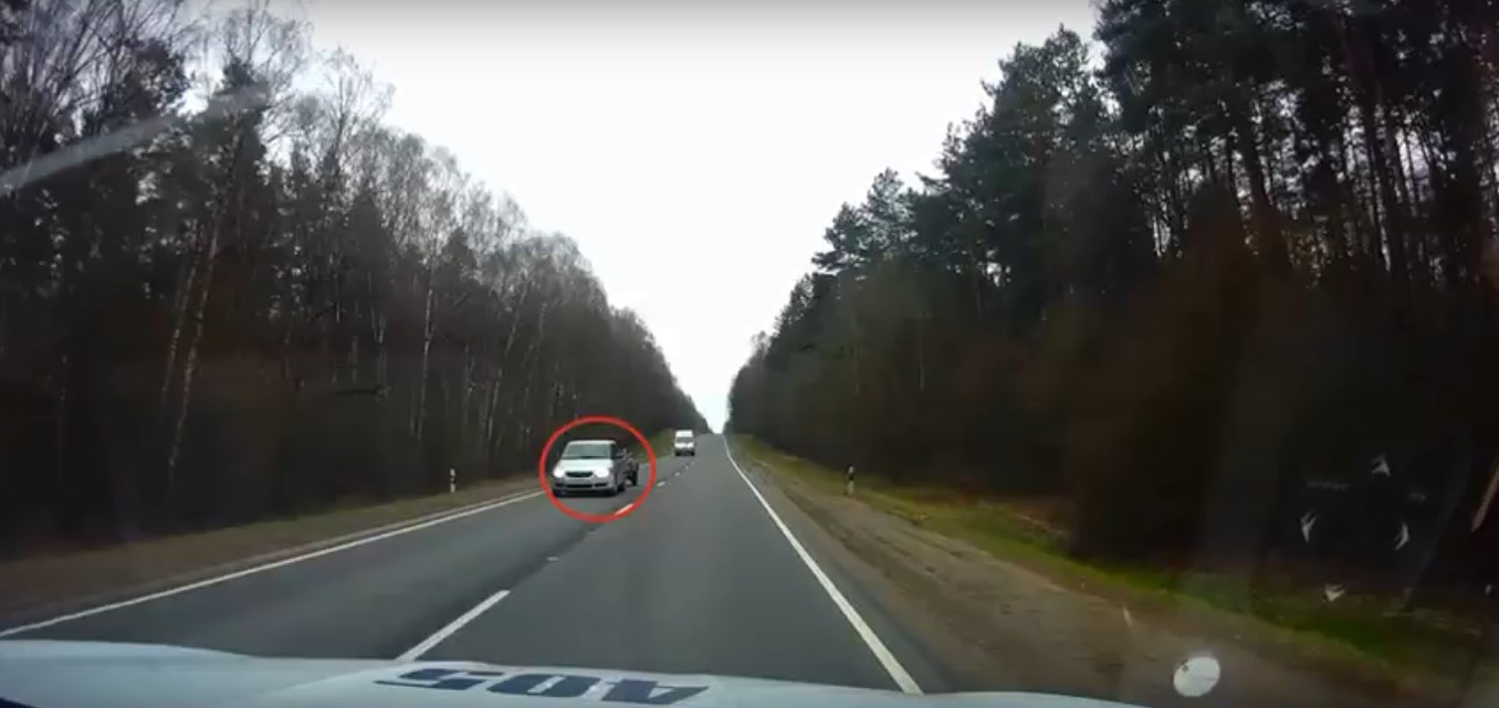 r 44 bespravnik 22 03 01