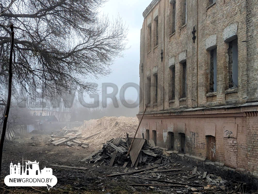 В Гродно сносят царские казармы на Щорса