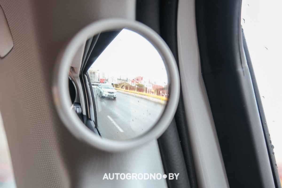 Новый электромобиль Bestune NAT с гарантией 400 тысяч: примеряем его под такси