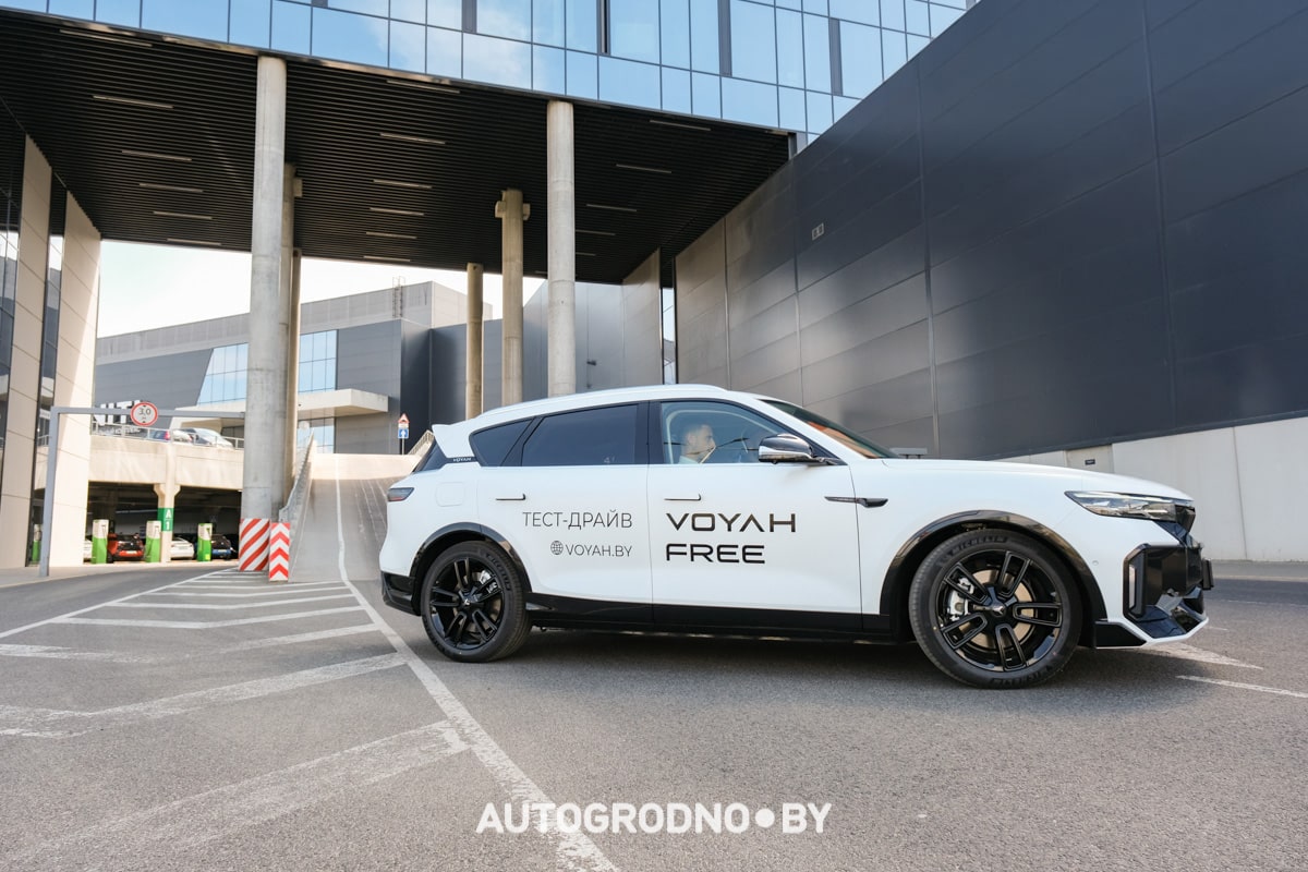 Voyah Free Pro в Гродно - новый автосалон - обзор и тест-драйв
