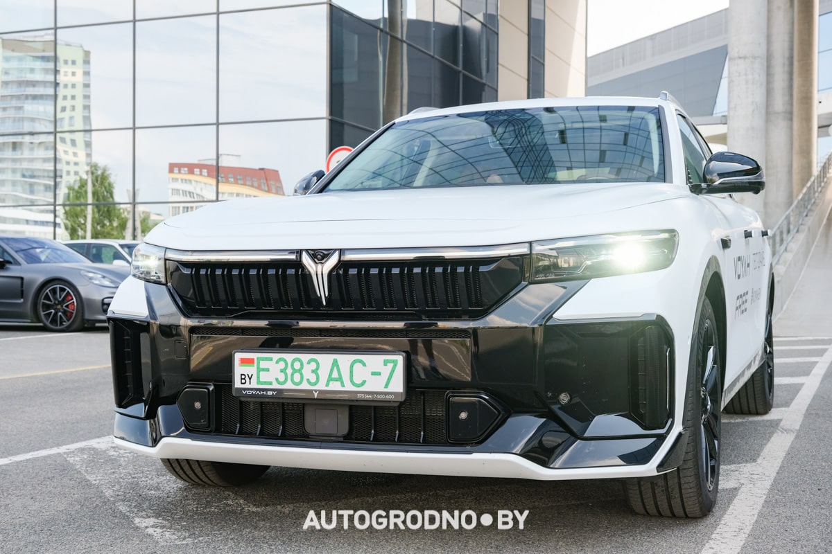 Voyah Free Pro в Гродно - новый автосалон - обзор и тест-драйв