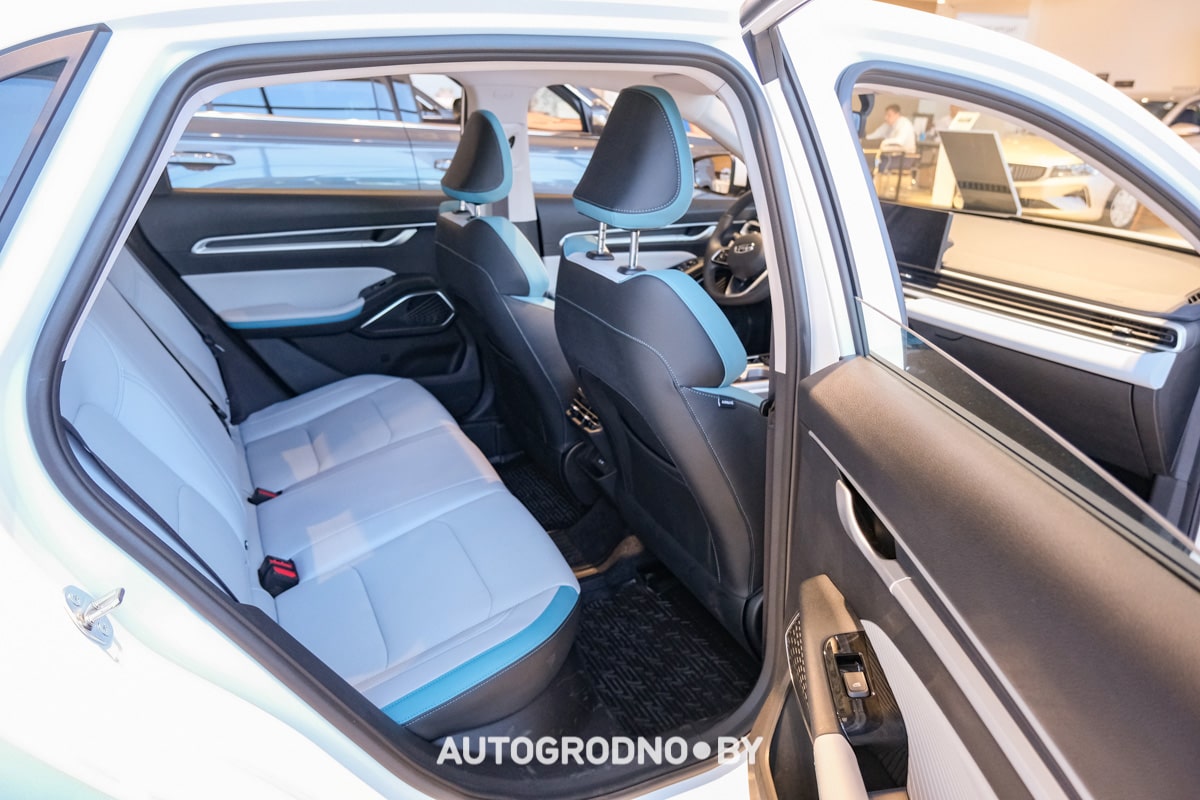 В Гродно дилер Geely объявил распродажу модели Emgrand