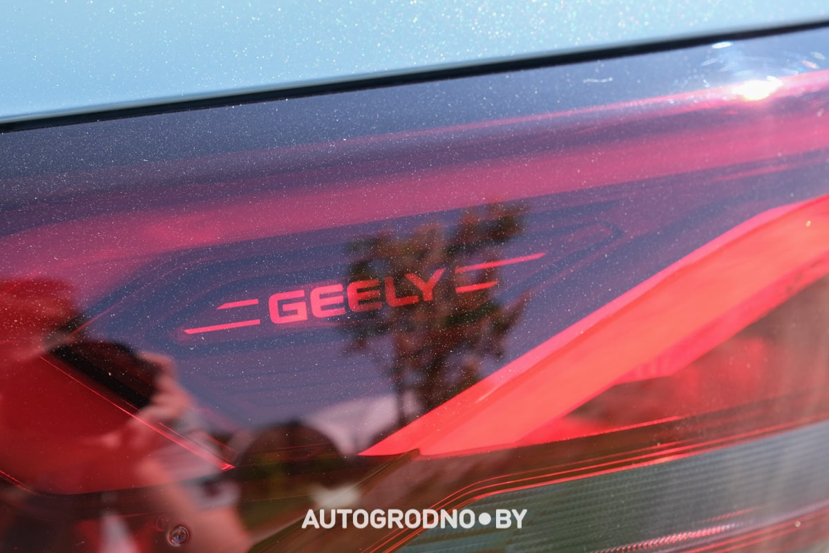 В Гродно дилер Geely объявил распродажу модели Emgrand