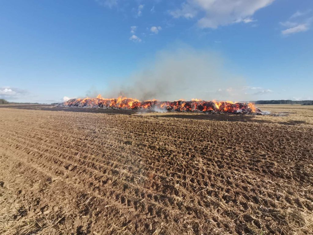 57 tonn solomy pozhar 01