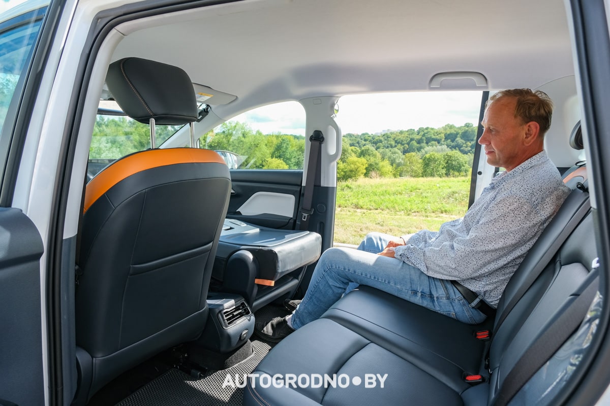 Bestune NAT taxi grodno