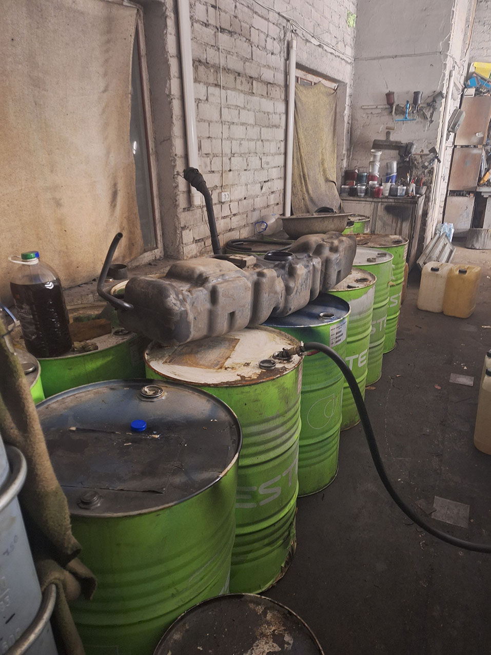 toplivo v bakah litva 01