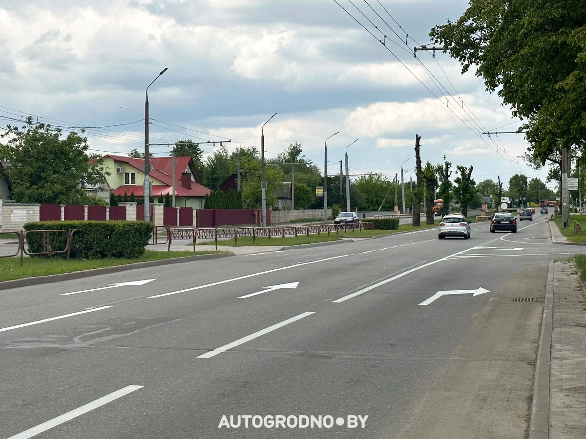 Новая разметка на Горького в Гродно возле Короны