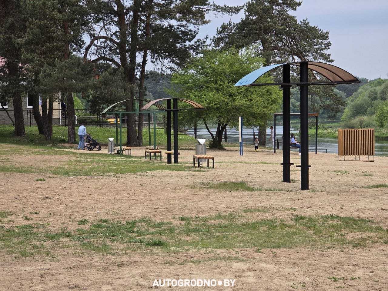 lososno plazh 22 05 25 01