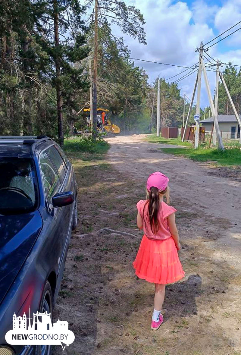 Сами с государством уложили асфальт и построили дорогу в Гродно